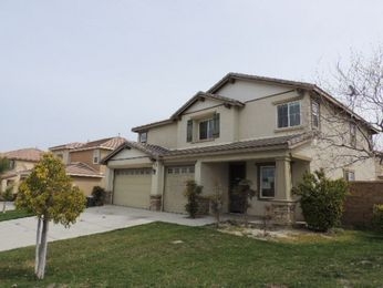 677 Fox Glen Drive, San Jacinto, CA 92582