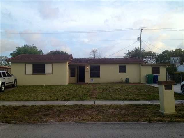 8000 NW 172 ST, Hialeah, FL 33015