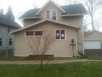 112 E Stoddard St, Charlotte, MI 48813