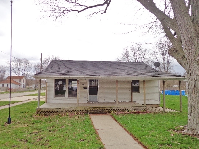 561 Harrison Street, Ionia, MI 48846