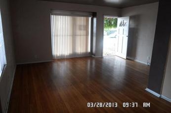 121 E Gordon Street, Long Beach, CA 90805