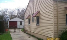 18548 Kenosha St Harper Woods, MI 48225