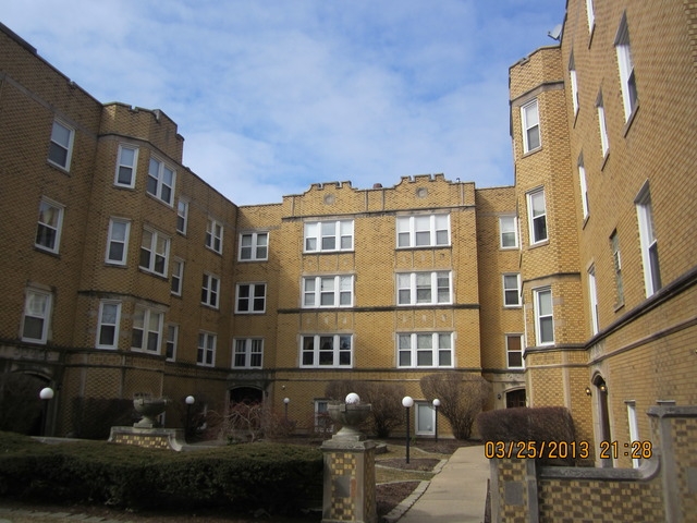 6322 N Richmond St Apt 1a, Chicago, IL 60659