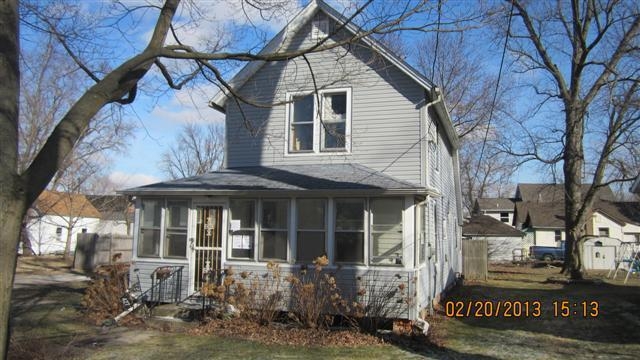 427 S 2nd St, Chesterton, IN 46304