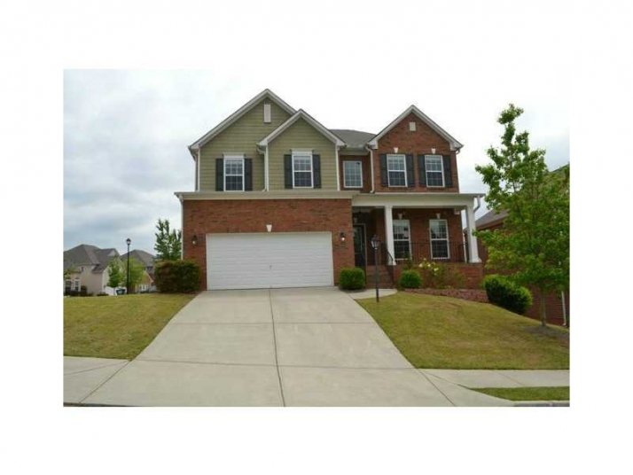 212 Villa Place Ct, Tucker, GA 30084