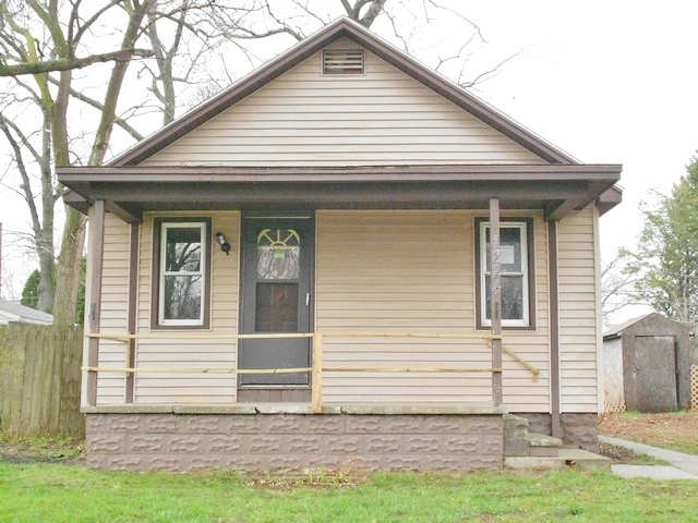 1824 Isabella St, Muskegon, MI 49442