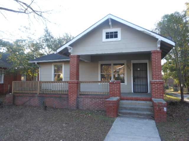 1361 Hillyer Ave, Macon, GA 31204