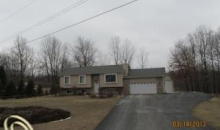 715 Sally Z Ct Ortonville, MI 48462