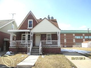 5701 Calhoun St, Dearborn, MI 48126