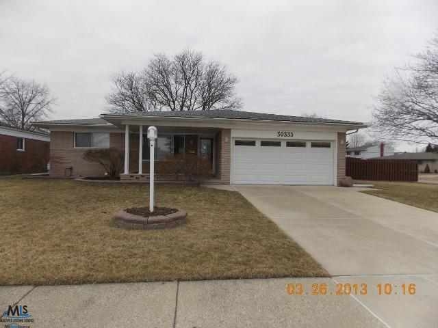 30335 Marrocco Dr, Warren, MI 48088