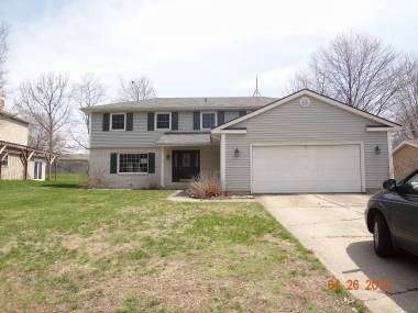 1744 N. Bay Dr., Elkhart, IN 46514