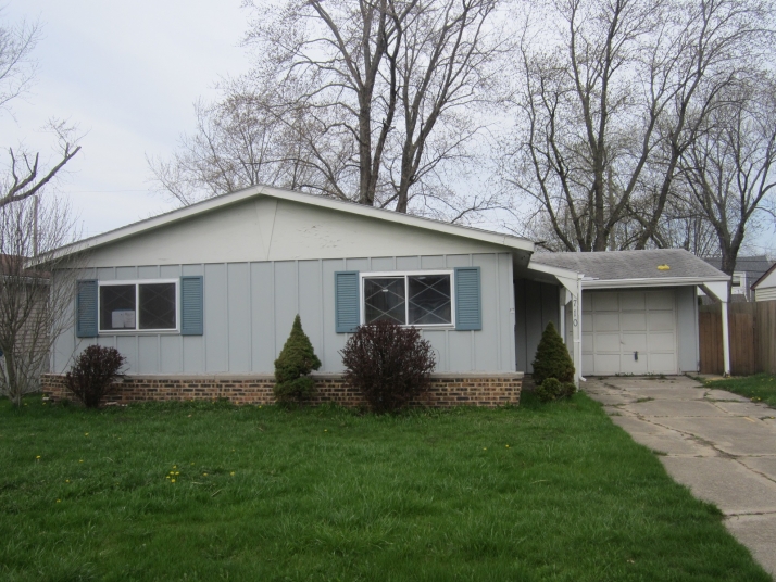 710 N Arbogast St, Griffith, IN 46319