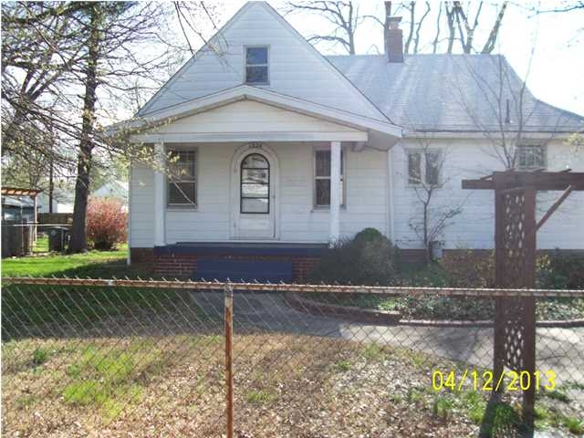 1224 S Harlan Ave, Evansville, IN 47714