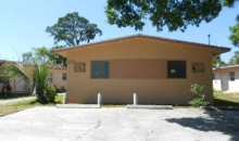 617 S 17th St Fort Pierce, FL 34950