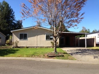 144 Meadow Lane, Eagle Point, OR 97524