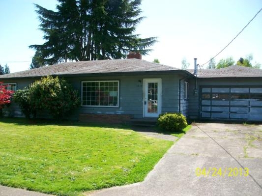 3232 D St NE, Salem, OR 97301