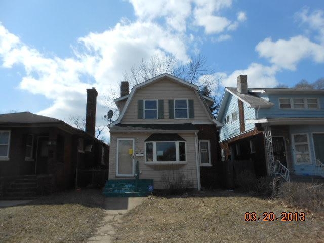 808 Johnson St, Gary, IN 46402