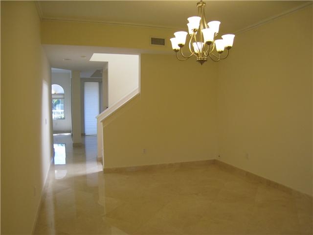 3098 NE 210 TE # 3098, Miami, FL 33180