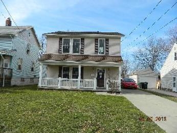 1826 E 298th St, Wickliffe, OH 44092