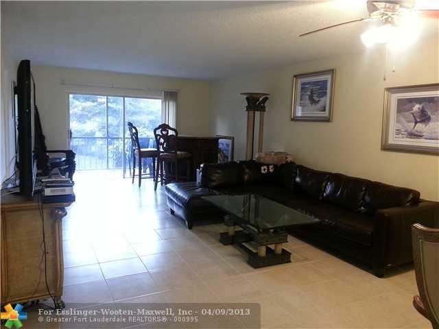 6201 N FALLS CIRCLE DR # 211, Fort Lauderdale, FL 33319