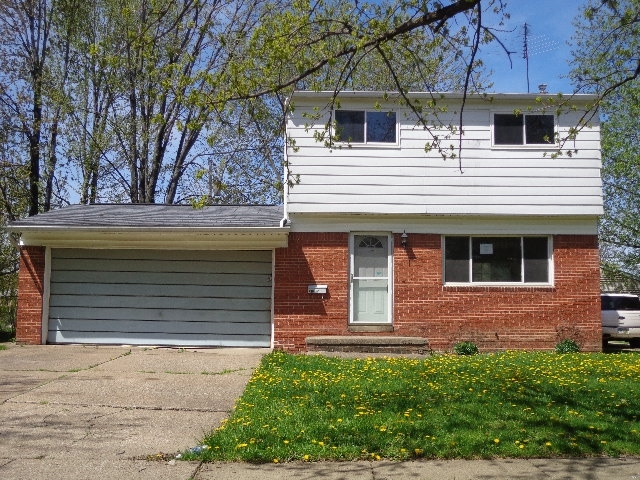 736 Georgetown Ave, Elyria, OH 44035