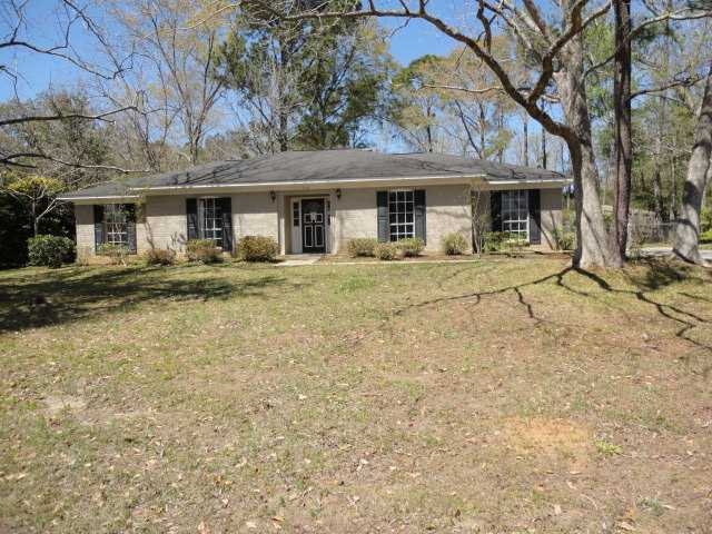 216 Denise Ln, Spanish Fort, AL 36527