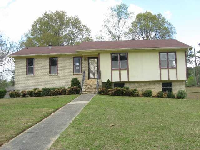 600 Kimberly Dr, Adamsville, AL 35005