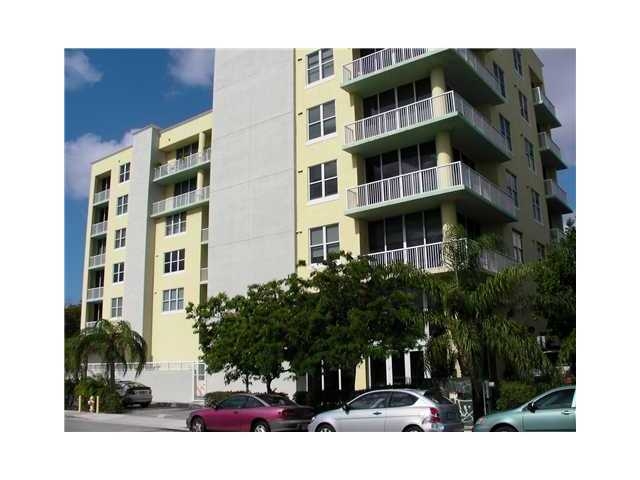 1350 NW 8 CT # A3, Miami, FL 33136