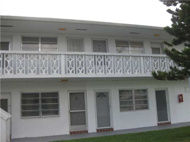 52 NE 204th St APT20, Miami, FL 33179