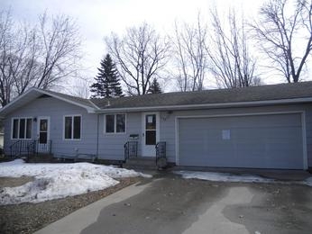 702 17th St S, Saint Cloud, MN 56301