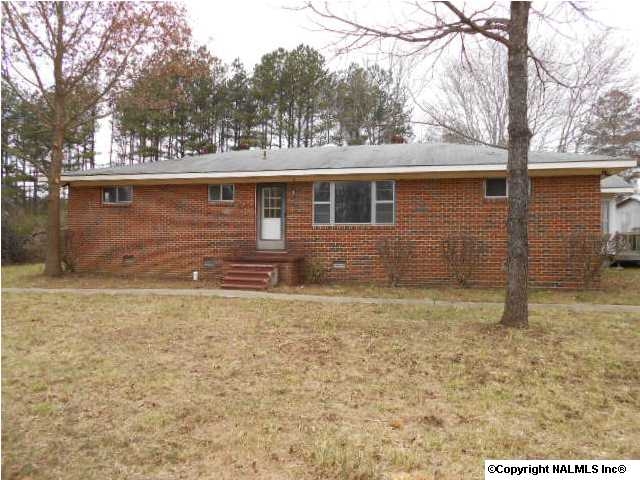 2916 Old Railroad Bed Rd, Harvest, AL 35749