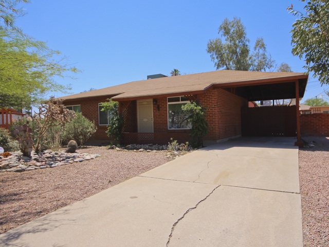 5640 E Calle Silvosa, Tucson, AZ 85711