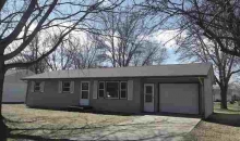 32 Clover Ln Milford, IA 51351