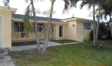 7945 VENETIAN ST Hollywood, FL 33023