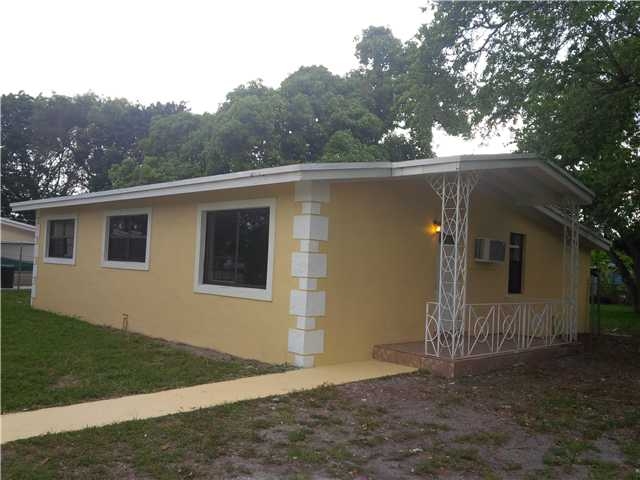 8430 NW 32 CT, Miami, FL 33147