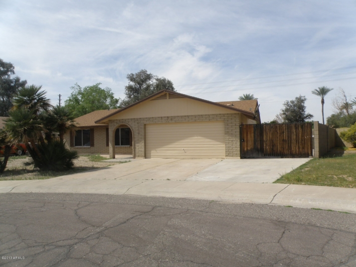 9616 N 50th Dr, Glendale, AZ 85302