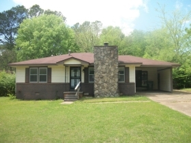 305 Monument Dr, Tupelo, MS 38801