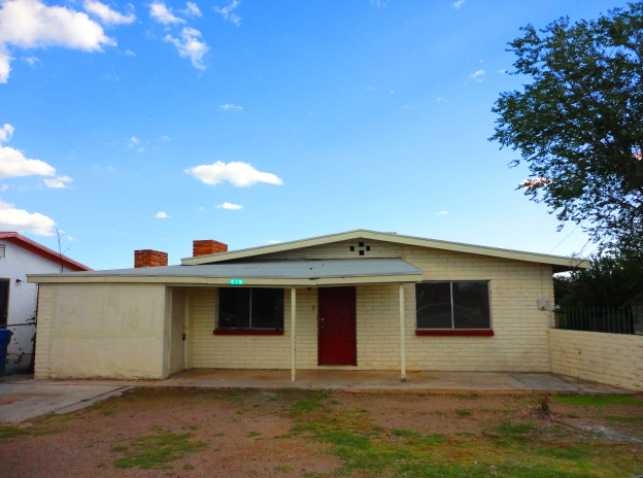 213 215 W 1st St, Nogales, AZ 85621