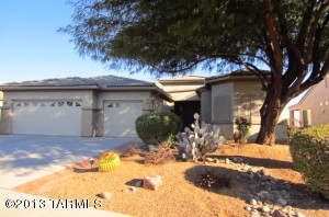 2070 W Calle Casas Lindas, Green Valley, AZ 85622