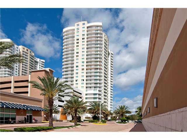 1745 E HALLANDALE BEACH BL # 204W, Hallandale, FL 33009