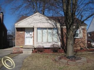 573 Arlington St, Inkster, MI 48141