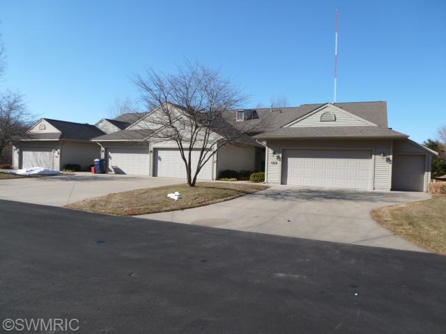 698 Sand Trap Ct # 99, Muskegon, MI 49444