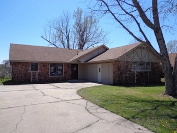 12948 E 34th St, Tulsa, OK 74134