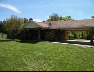 1513 E Old Military Rd, Stigler, OK 74462