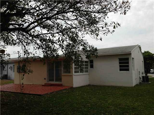 2808 FLETCHER ST, Hollywood, FL 33020