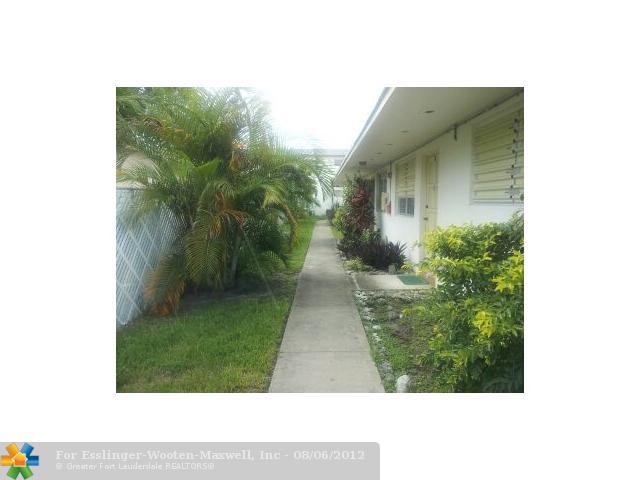 2304 TAYLOR ST # 3, Hollywood, FL 33020