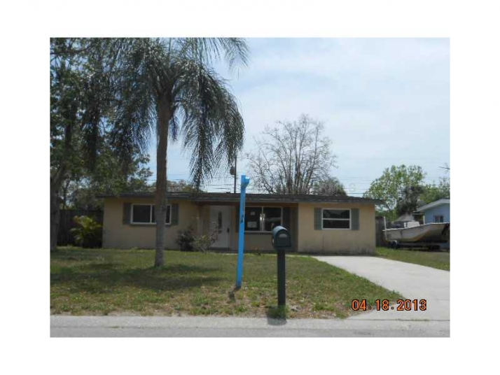 10944 106th Ave, Largo, FL 33778