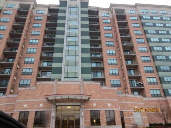 6420 Double Eagle Dr Unit 1012, Woodridge, IL 60517