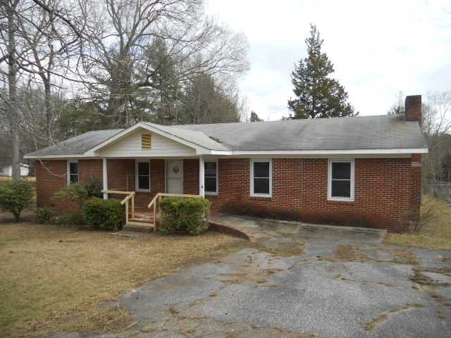 559 Hawthorne Ave, Woodruff, SC 29388