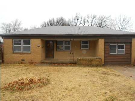 1121 N Derby Ave, Derby, KS 67037